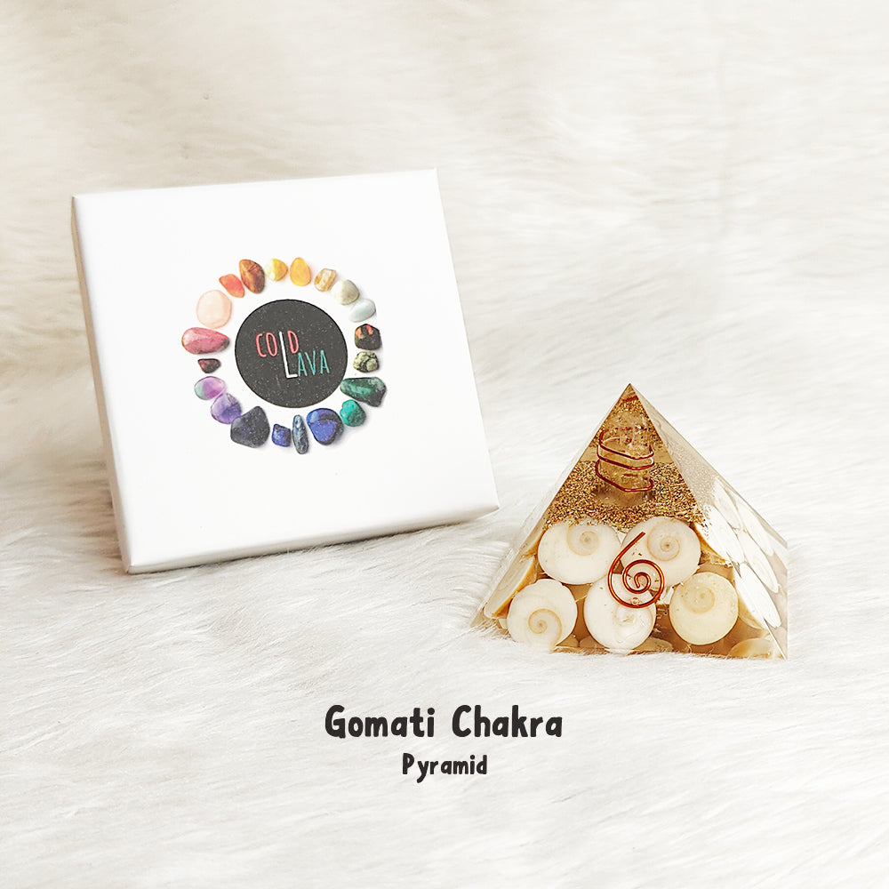 Gomati Chakra natural gemstone pyramid, close-up – Cold Lava Studio
